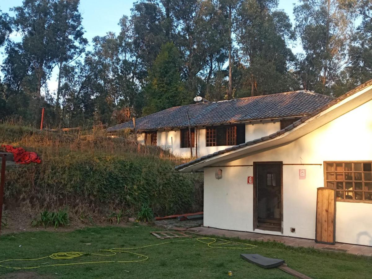 Willa Quinta Los Eucaliptos Quito Zewnętrze zdjęcie